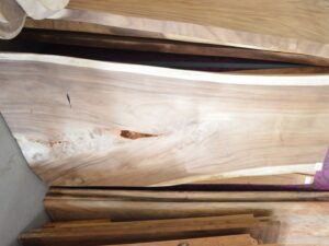 Boomstamtafel 230 cm suar -BT991 - 2,3 meter boomstamtafel