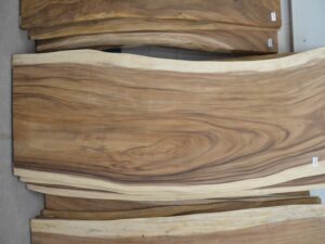 Boomstamtafel Suar– 250 cm (BT728)