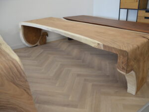 Suar Waterval  tafel 325 cm