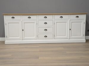 Wit dressoir met eiken blad 240 cm