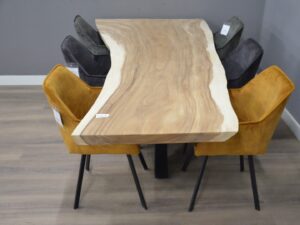 Suar Boomstamtafel (250cm)  BT 925