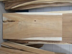 Boomstamtafel 180 cm suar -BT 214 - 1,8 meter boomstamtafel