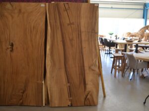 Boomstamtafel 220 cm suar -BT199 - 2,2 meter boomstamtafel