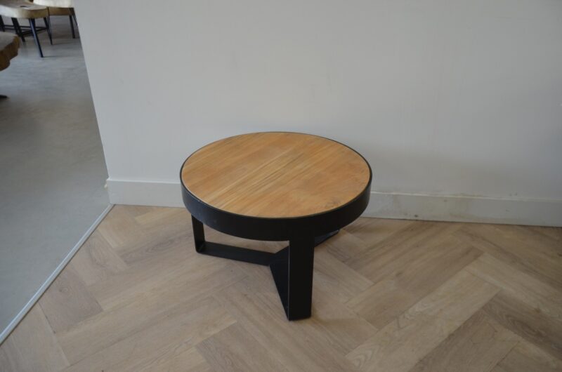 Salontafel rond 60 cm – zwart met houten blad (1)